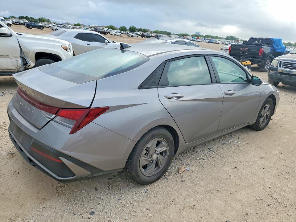 2025 Hyundai Elantra VIN KMHLL4DG0SU039522 COPART salvage auction — SIDE, Tx - Salvage Vehicle Title, sold $6,000 on 2026-07-16 (photo 3)