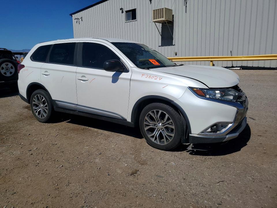 2017 Mitsubishi VIN JA4AD2A38HZ013643 COPART salvage auction — UNDERCARRIAGE, Az - Cert Of Title - Salvage, sold $1,850 on 2026-07-17 (photo 4)