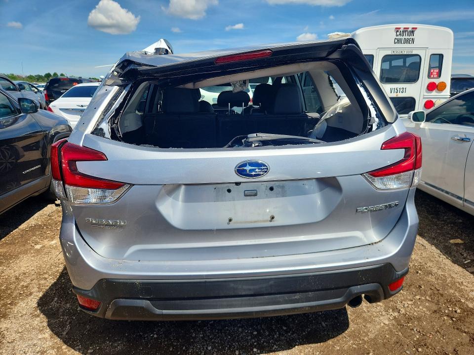 2019 Subaru VIN JF2SKASC8KH575968 COPART salvage auction — ROOF, Il - Salvage Certificate, sold $4,300 on 2026-07-28 (photo 6)