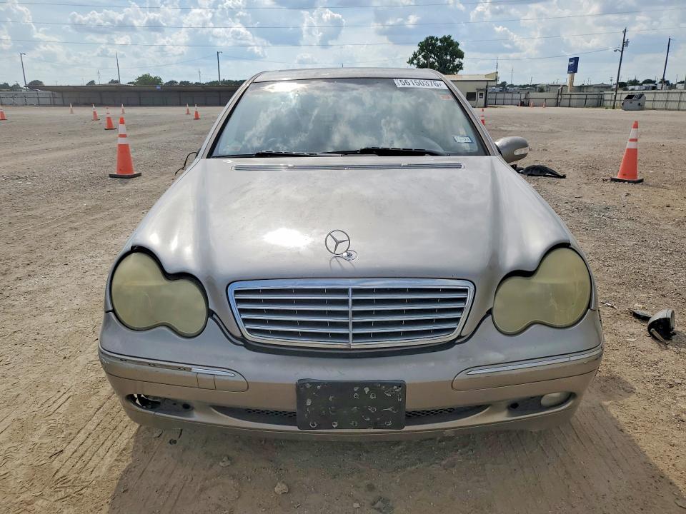 2004 Mercedes-benz C-klasse VIN WDBRF61J54A621460 COPART salvage auction — FRONT END, Tx - Salvage Vehicle Title, sold $300 on 2026-07-22 (photo 5)