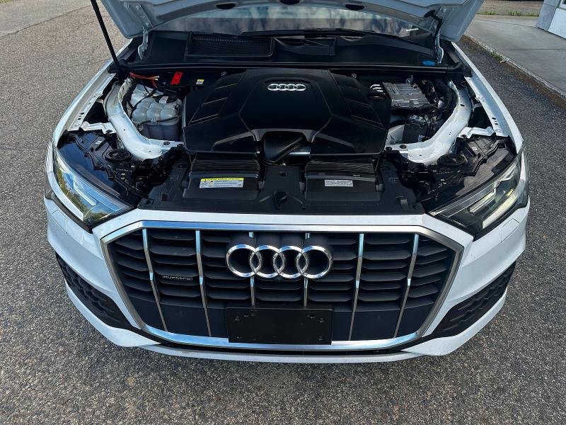 2020 Audi Q7 VIN WA1LXAF70LD009548 COPART salvage auction — MINOR DENT/SCRATCHES, MA - CERTIFICATE OF TITLE (P), sold $15,900 on 2026-07-02 (photo 7)