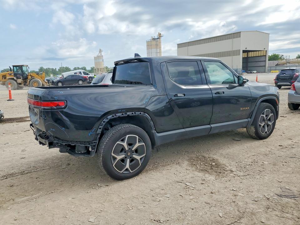 2022 Rivian VIN 7FCTGAALXNN007792 COPART salvage auction — REAR END, Ks - Cert Of Title-Salvage, sold $7,600 on 2026-07-30 (photo 3)