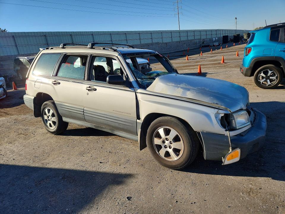 2001 Subaru Forester VIN JF1SF63571H717621 COPART salvage auction — FRONT END, Nm - Non-Repairable Vehicle Cert, sold $200 on 2026-07-27 (photo 4)