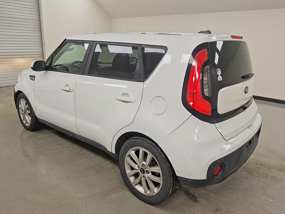 2019 Kia Soul VIN KNDJP3A55K7019620 COPART salvage auction — NORMAL WEAR, TX - CERT OF TITLE-REBLT SLVG FLOOD, sold $1,200 on 2026-07-14 (photo 2)