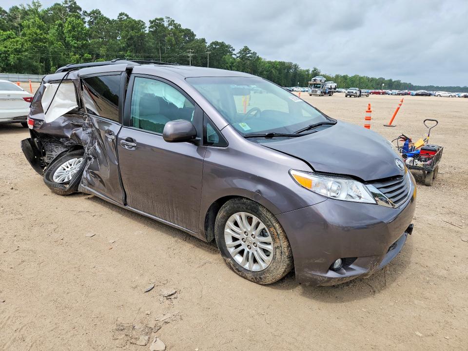2012 Toyota VIN 5TDYK3DC7CS193865 COPART salvage auction — SIDE, La - Cert Of Title-Salvage, sold $975 on 2026-07-10 (photo 4)