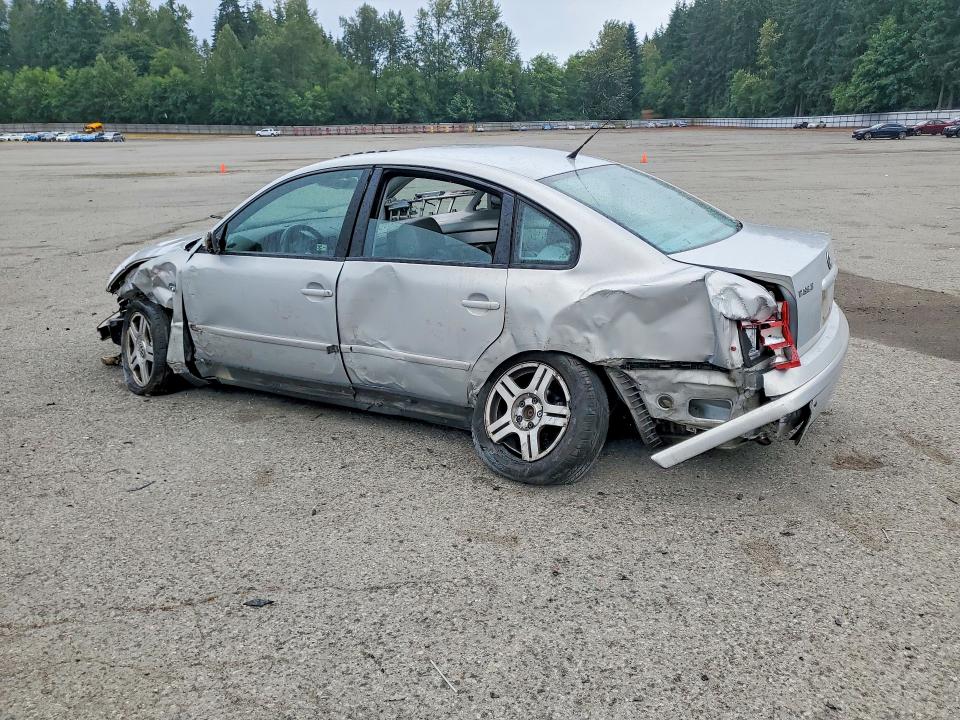 2000 Volkswagen Passat VIN WVWUH23B1YE395338 COPART salvage auction — FRONT END, WA - BILL OF SALE, sold $250 on 2026-07-20 (photo 2)