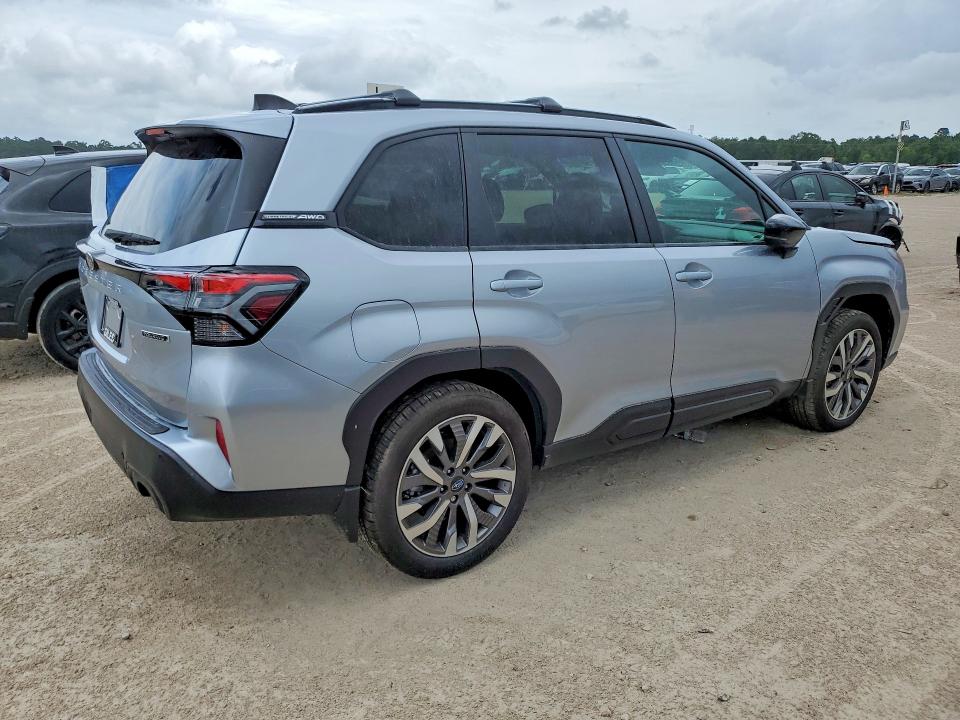 2026 Subaru Forester VIN 4S4SLDT64T3059476 COPART salvage auction — FRONT END, La - Cert Of Title-Salvage, sold $11,000 on 2026-07-02 (photo 3)