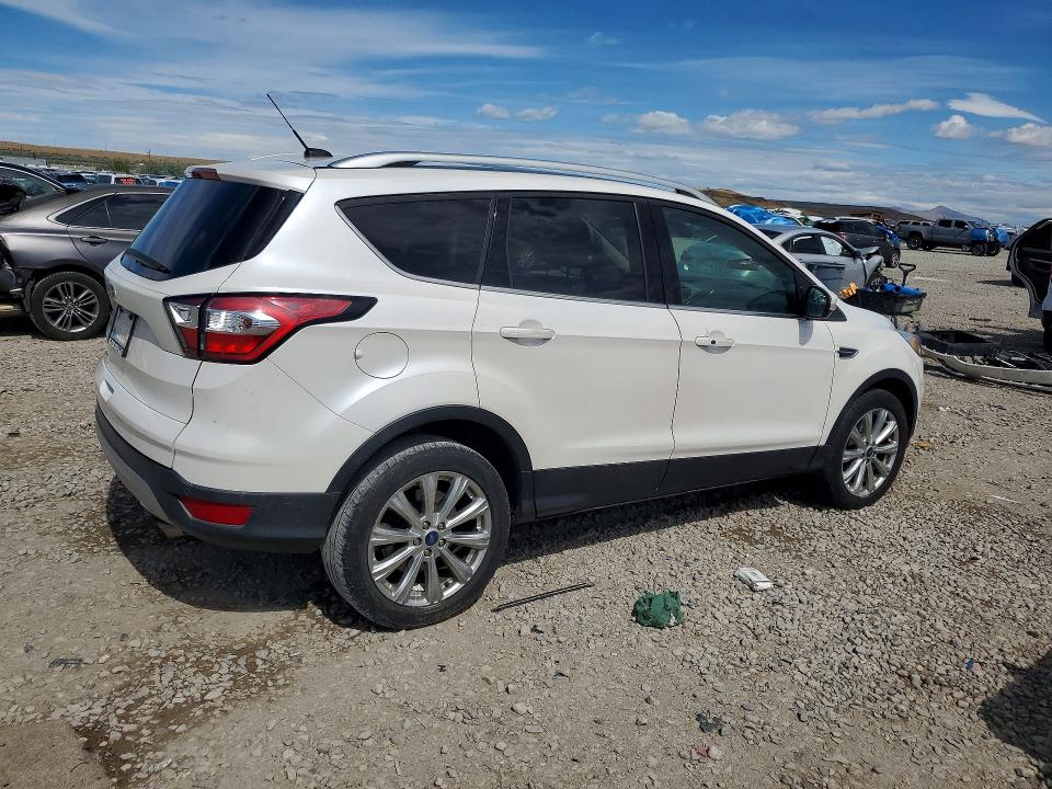 2017 Ford Escape VIN 1FMCU9J97HUE04173 COPART salvage auction — MINOR DENT/SCRATCHES, Ut - Cert Of Title-Rebuilt/Restored, sold $425 on 2026-07-04 (photo 3)