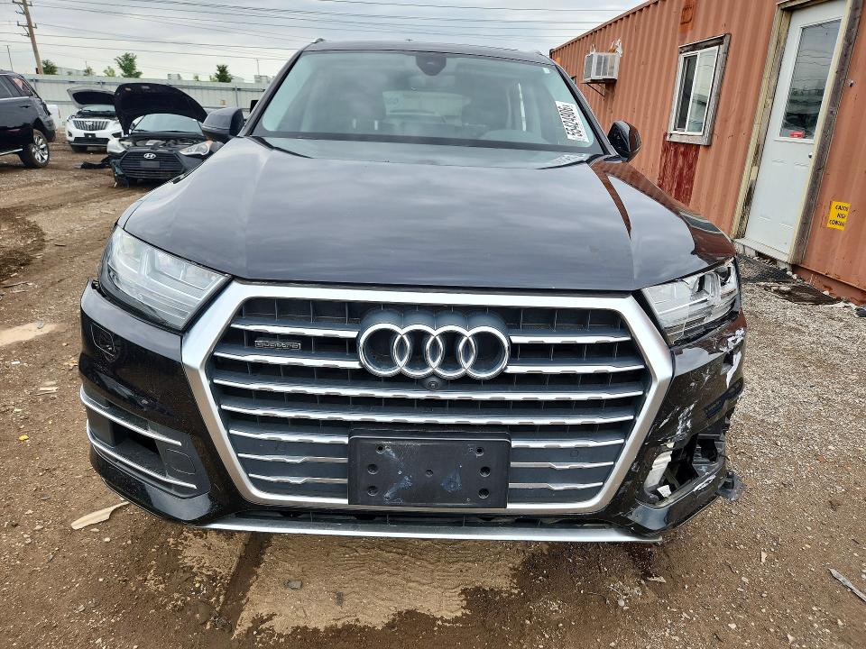 2018 Audi Q7 VIN WA1LAAF73JD016220 COPART salvage auction — SIDE, Il - Salvage Certificate, sold $4,350 on 2026-07-14 (photo 5)