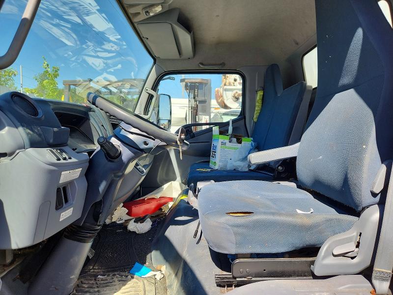 2015 Mitsubishi Fuso VIN JL6BNH1A2FK016821 COPART salvage auction — MINOR DENT/SCRATCHES, In - Certificate Of Title (P), sold $8,800 on 2026-07-27 (photo 7)