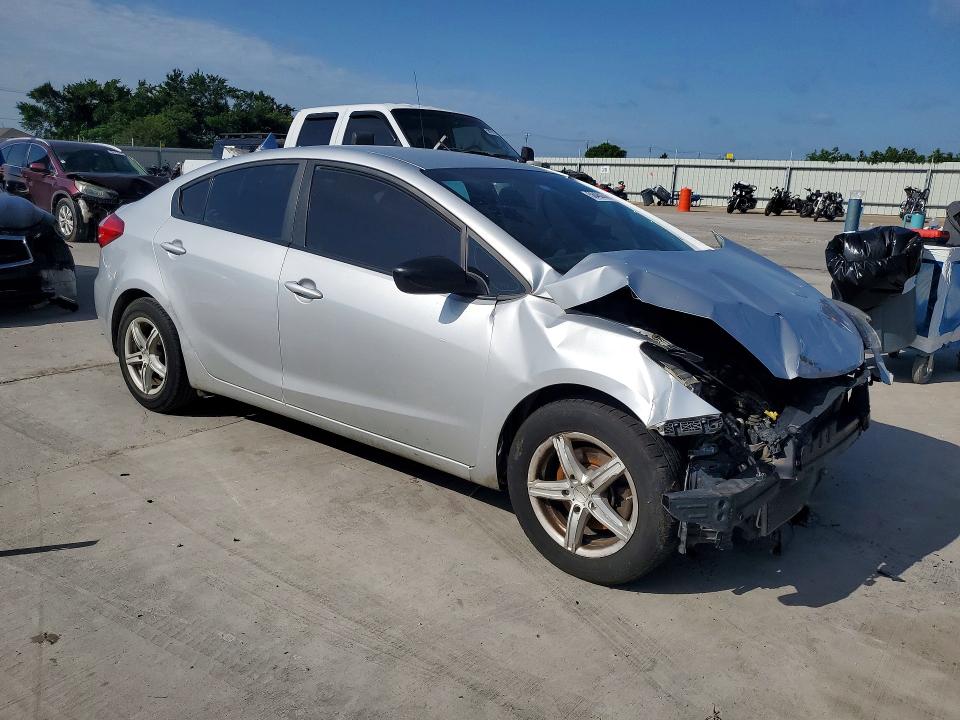 2016 Kia Forte VIN KNAFK4A63G5607261 COPART salvage auction — FRONT END, Tx - Salvage Vehicle Title, sold $150 on 2026-07-30 (photo 4)