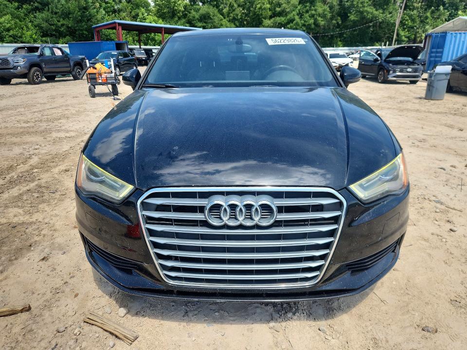 2015 Audi A3 VIN WAUACGFF7F1065217 COPART salvage auction — MINOR DENT/SCRATCHES, Fl - Cert Of Title Slvg Rebuildable, sold $1,250 on 2026-07-06 (photo 5)