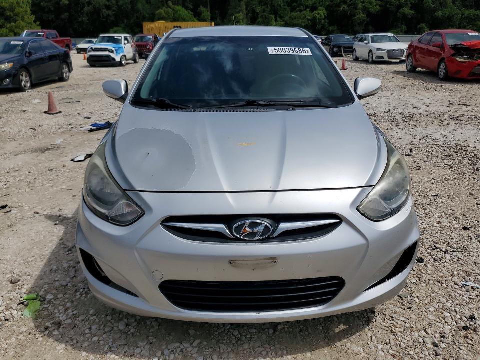 2013 Hyundai VIN KMHCU5AE9DU068879 COPART salvage auction — WATER/FLOOD, Tx - Salvage Title-Flood Damage, sold $600 on 2026-07-28 (photo 5)