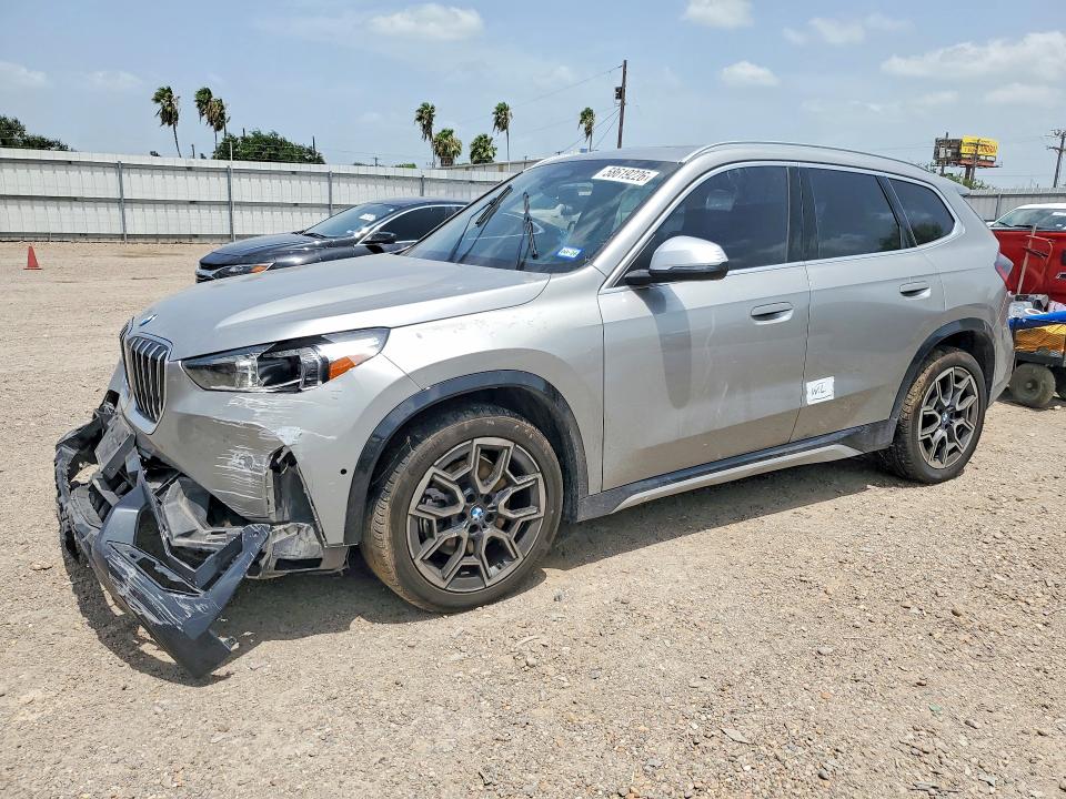 2023 BMW X1 VIN WBX73EF09P5X34548 — COPART salvage auction photo
