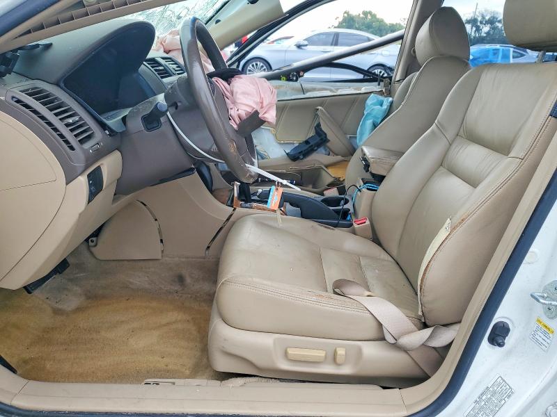 2003 Honda Accord VIN JHMCM56633C065663 COPART salvage auction — SIDE, Fl - Cert Of Title Slvg Rebuildable, sold $650 on 2026-07-07 (photo 7)
