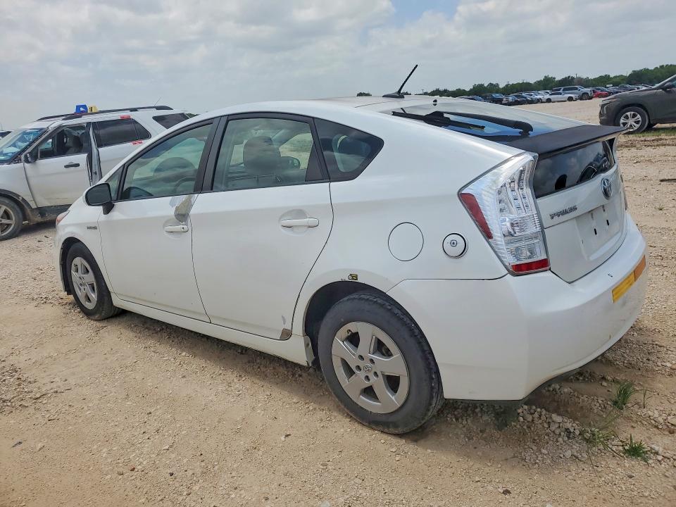 2010 Toyota Prius VIN JTDKN3DUXA0100312 COPART salvage auction — MINOR DENT/SCRATCHES, TX - CERTIFICATE OF TITLE, sold $1,300 on 2026-07-09 (photo 2)