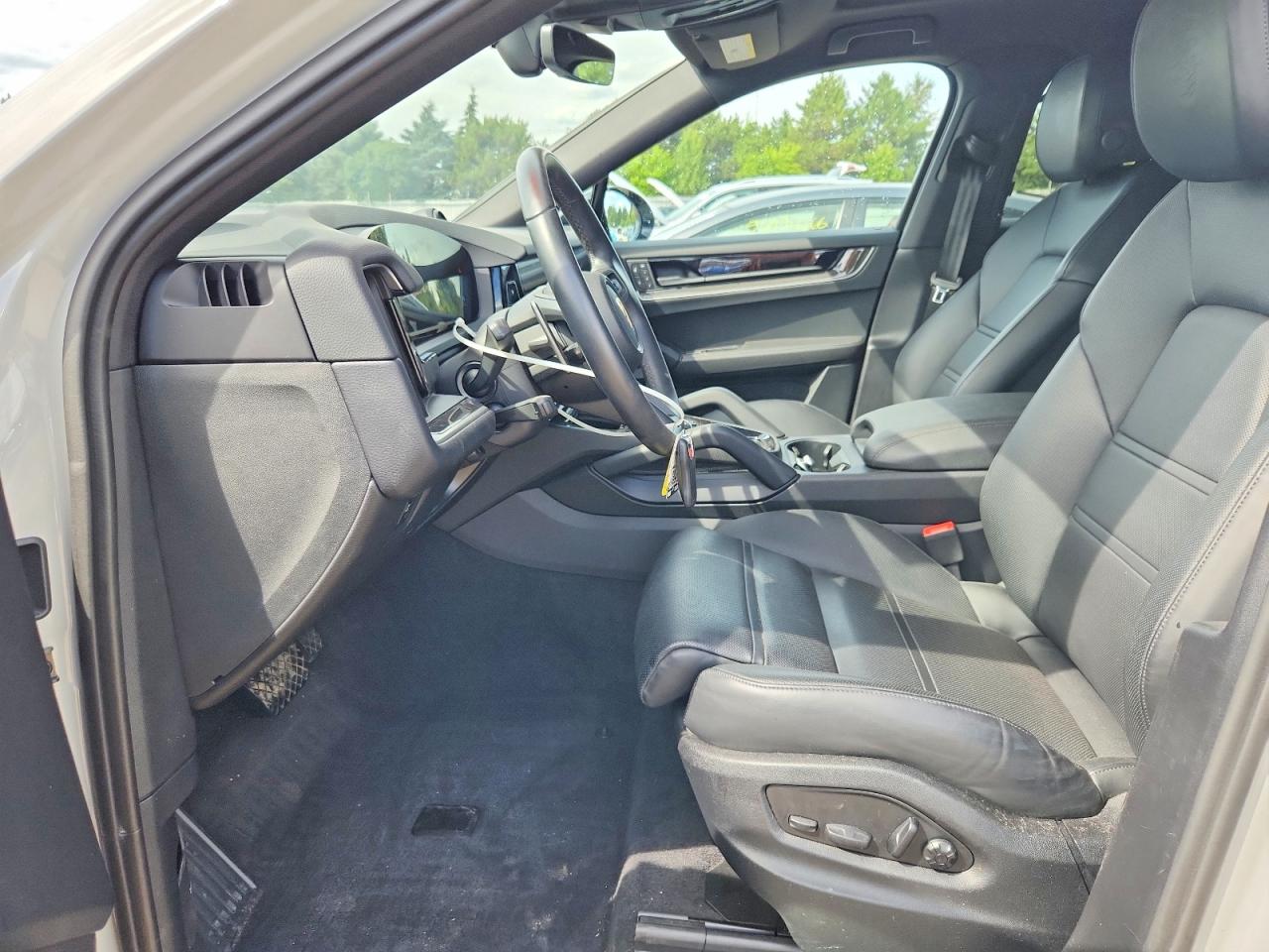 2024 Porsche Cayenne VIN WP1BA2AY5RDA54565 COPART salvage auction — Front End, IL - SALVAGE CERTIFICATE, sold $54,500 on 2026-08-11 (photo 7)