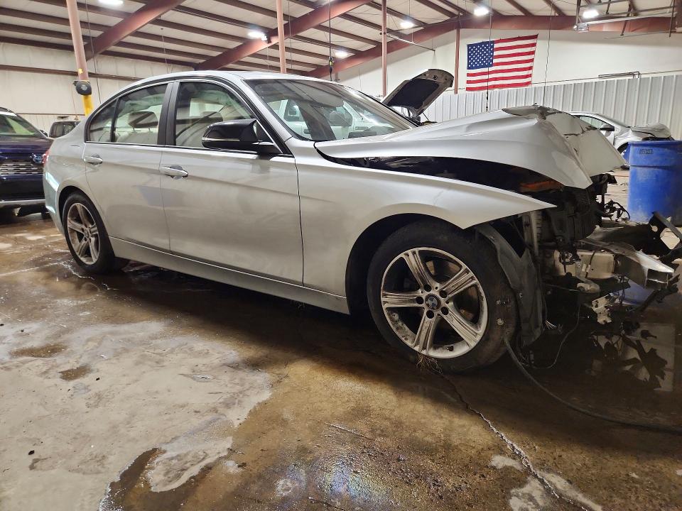 2015 BMW 3er VIN WBA3B5C58FF960570 COPART salvage auction — FRONT END, Pa - Certificate Of Salvage, sold $500 on 2026-07-17 (photo 4)