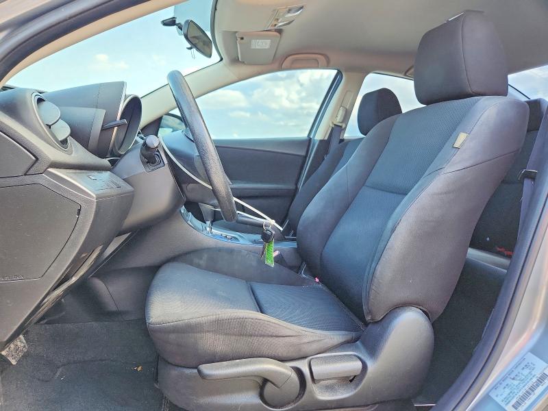 2011 Mazda 3 VIN JM1BL1UF7B1497159 COPART salvage auction — REAR END, Fl - Cert Of Title Slvg Rebuildable, sold $650 on 2026-07-22 (photo 7)