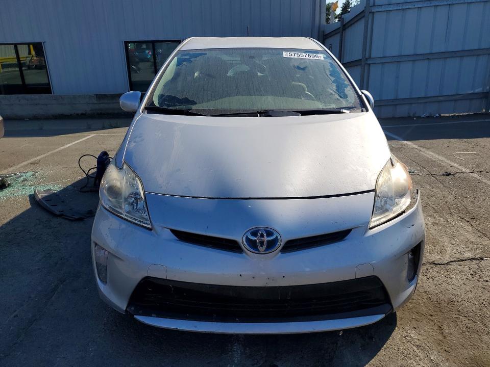 2015 Toyota Prius VIN JTDKN3DU6F0465447 COPART salvage auction — FRONT END, CA - SALVAGE CERTIFICATE, sold $1,300 on 2026-07-17 (photo 5)
