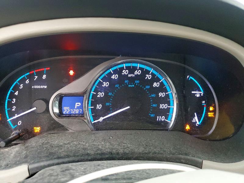 2013 Toyota Sienna VIN 5TDYK3DC9DS394118 COPART salvage auction — REAR END, Tx - Salvage Vehicle Title, sold $1,550 on 2026-07-17 (photo 9)