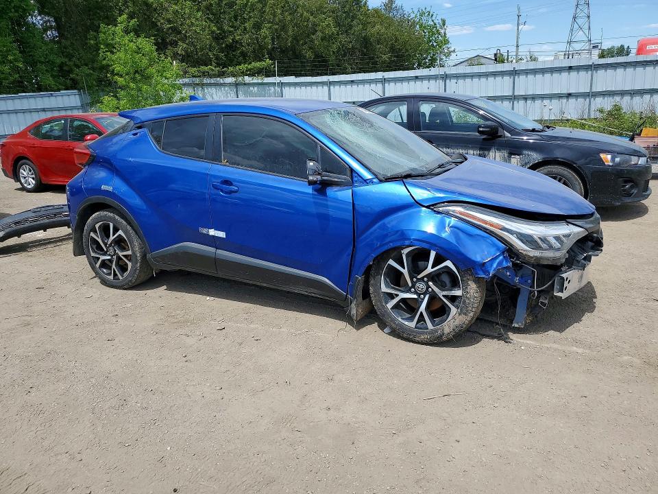 2020 Toyota C-hr VIN JTNKHMBX8L1070844 COPART salvage auction — VANDALISM, ON - PERMIT SALVAGE, sold $225 on 2026-07-21 (photo 4)