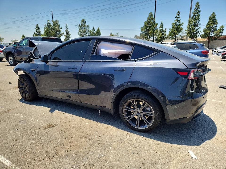 2025 Tesla VIN 7SAYGDEDXSF277988 COPART salvage auction — FRONT END, Fl - Certificate Of Destruction, sold $10,000 on 2026-07-07 (photo 2)