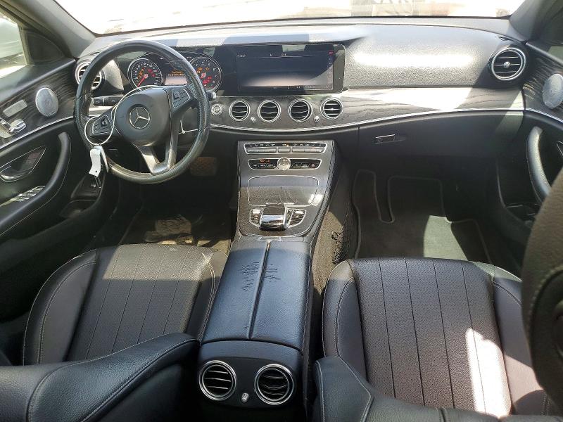 2018 Mercedes-benz E-klasse VIN WDDZF4JB2JA432488 COPART salvage auction — WATER/FLOOD, Tx - Salvage Title-Flood Damage, sold $4,000 on 2026-08-05 (photo 8)