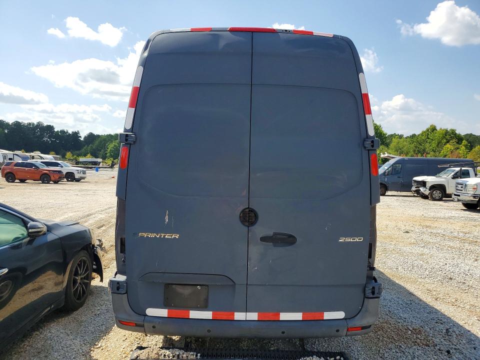 2019 Mercedes-benz Sprinter VIN WD4PF1CD7KP129516 COPART salvage auction — ALL OVER, GA - CERTIFICATE OF TITLE, sold $8,300 on 2026-07-28 (photo 6)