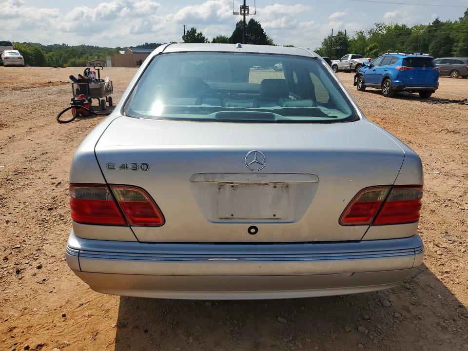 2000 Mercedes-benz E-klasse VIN WDBJF70JXYA985643 COPART salvage auction — REAR END, NC - SALVAGE CERTIFICATE OF TITLE, sold $225 on 2026-07-27 (photo 6)