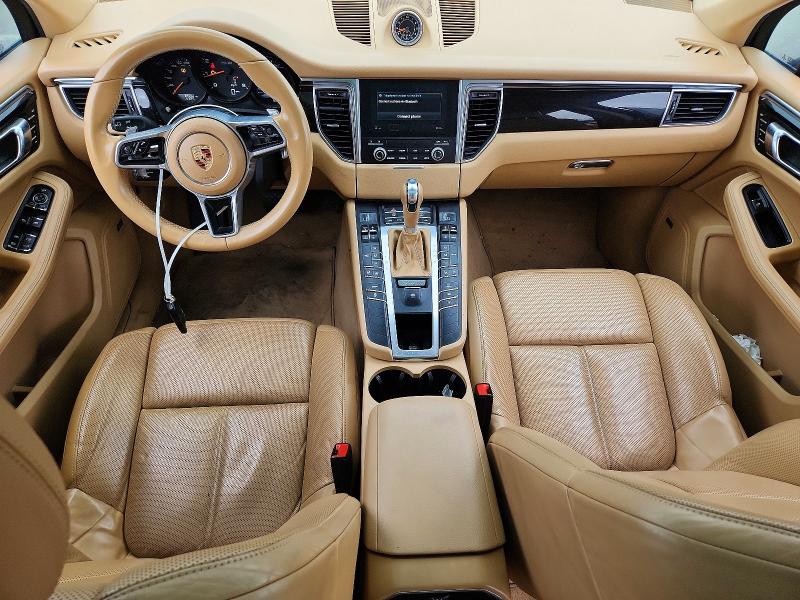 2017 Porsche Macan VIN WP1AA2A58HLB02677 COPART salvage auction — MECHANICAL, NY - CERTIFICATE OF TITLE, sold $7,400 on 2026-07-08 (photo 8)