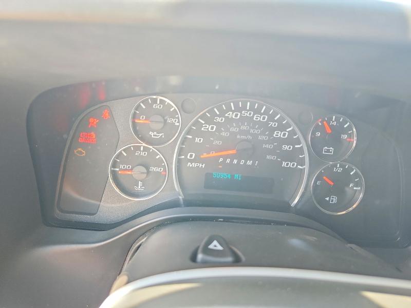 2024 Chevrolet Express VIN 1GCWGAFP8R1290060 COPART salvage auction — FRONT END, TX - SALVAGE VEHICLE TITLE, sold $7,850 on 2026-07-25 (photo 9)