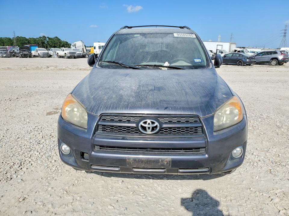 2011 Toyota Rav4 VIN JTMWF4DV1B5039076 COPART salvage auction — REAR END, Tx - Salvage Vehicle Title, sold $3,600 on 2026-07-07 (photo 5)