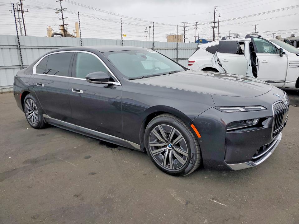 2024 BMW I7 VIN WBY43EJ06RCR73186 COPART salvage auction — MINOR DENT/SCRATCHES, Ca - Salvage Certificate, sold $43,000 on 2026-08-03 (photo 4)