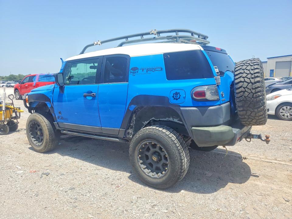 2007 Toyota Fj cruiser VIN JTEBU11F770004445 COPART salvage auction — SIDE, Ok - Certificate Of Title, sold $3,150 on 2026-07-09 (photo 2)