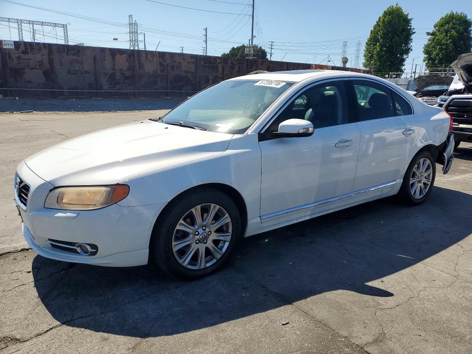 2011 Volvo S80 VIN YV1940AS9B1146903 COPART salvage auction — REAR END, CA - SALVAGE CERTIFICATE, sold $225 on 2026-07-22 (photo 1)
