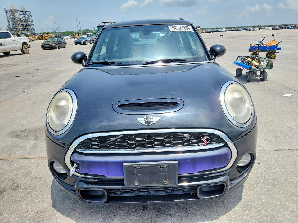 2015 Mini Cooper VIN WMWXP7C52F2A60885 COPART salvage auction — WATER/FLOOD, La - Cert Of Title-Salvage Flood, sold $550 on 2026-08-05 (photo 5)