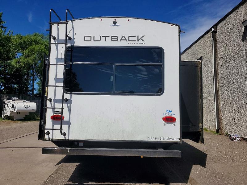 2022 Keystone Outback VIN 4YDT0BR22NW452630 COPART salvage auction — VANDALISM, MN - CERT OF TITLE-SALVAGE, sold $3,100 on 2026-07-30 (photo 8)