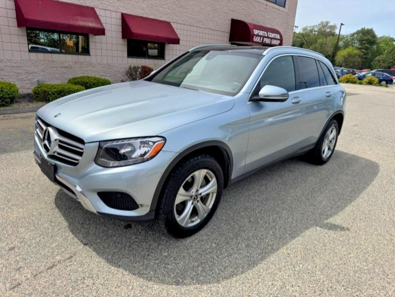 2018 Mercedes-Benz GLC-Class VIN WDC0G4KB7JV102881 COPART salvage auction — Normal Wear, PA - CERT OF TITLE (P), sold $9,900 on 2026-07-01 (photo 2)