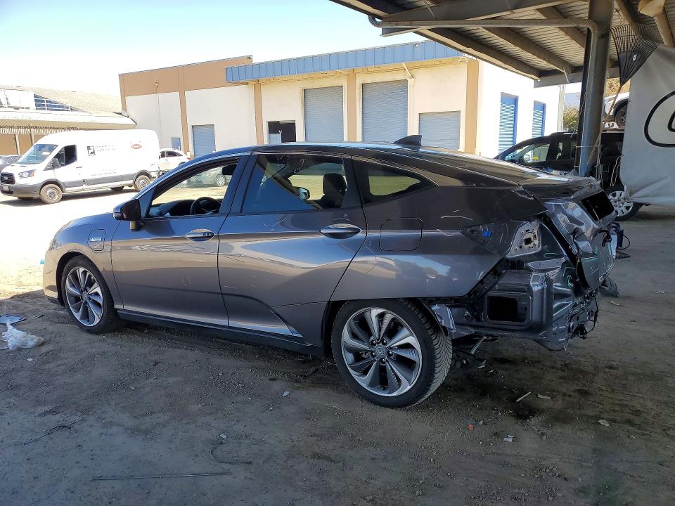 2018 Honda Clarity VIN JHMZC5F18JC009233 COPART salvage auction — REAR END, Ca - Dis/Dlr/Exp Only Clean Title, sold $3,800 on 2026-07-02 (photo 2)