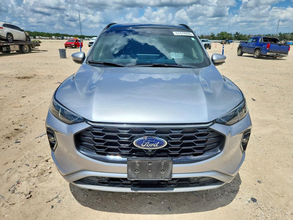 2023 Ford Escape VIN 1FMCU9PA7PUB10983 COPART salvage auction — REAR END, Tx - Salvage Vehicle Title, sold $150 on 2026-07-30 (photo 5)