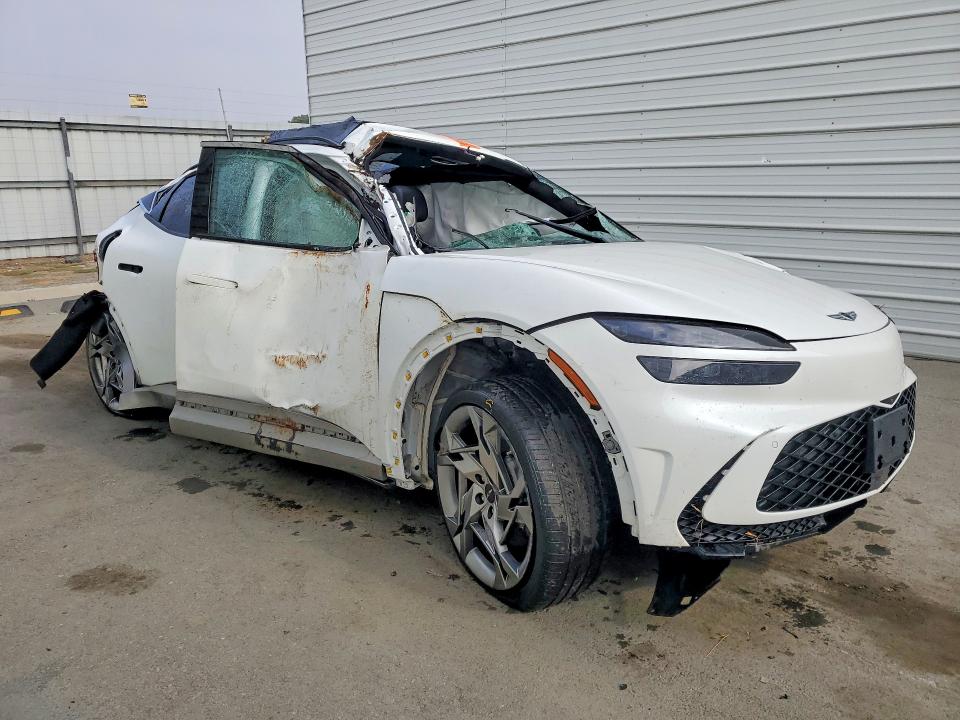 2023 Genesis Gv60 VIN KMUKEDTB1PU013788 COPART salvage auction — ROLLOVER, FL - CERTIFICATE OF DESTRUCTION, sold $1,850 on 2026-07-27 (photo 4)
