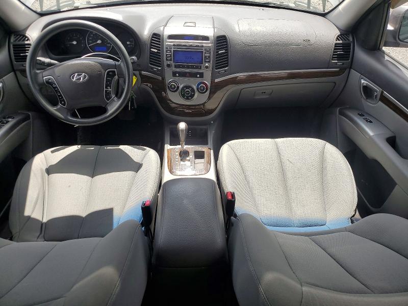 2010 Hyundai Santa fe VIN 5NMSGDAGXAH393403 COPART salvage auction — MINOR DENT/SCRATCHES, On - Permit No Brand - Unfit, sold $875 on 2026-07-03 (photo 8)