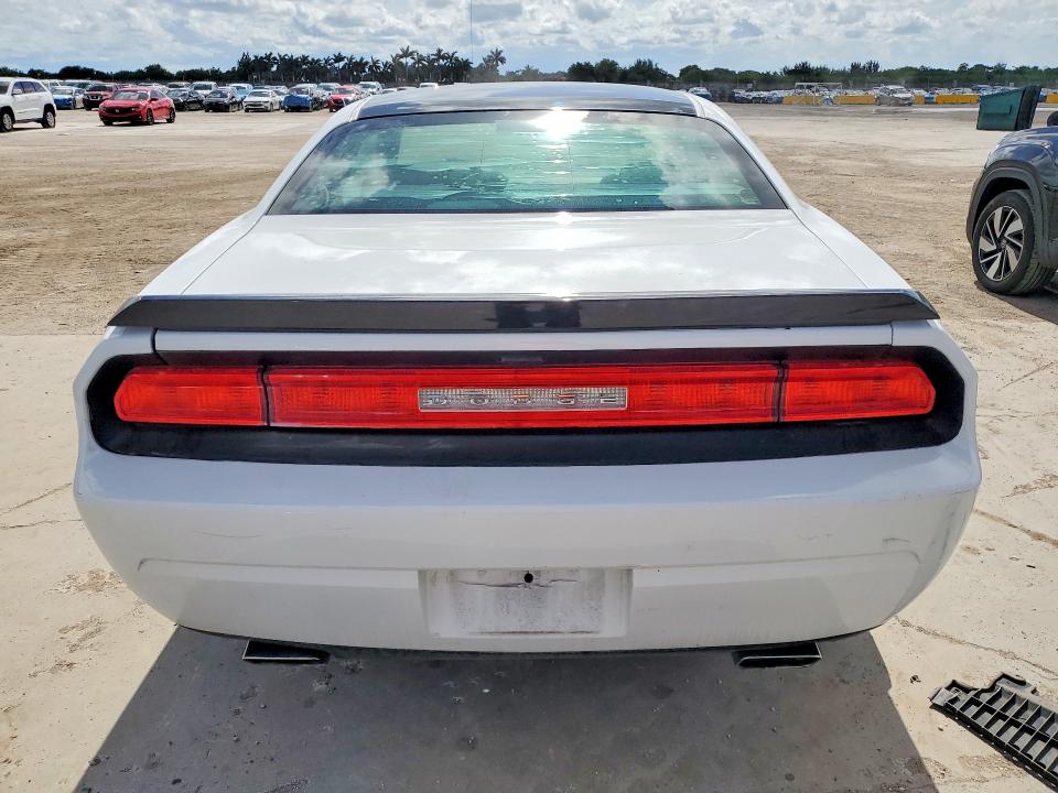 2014 Dodge Challenger VIN 2C3CDYAG1EH149567 COPART salvage auction — FRONT END, Fl - Certificate Of Title, sold $10 on 2026-07-09 (photo 6)