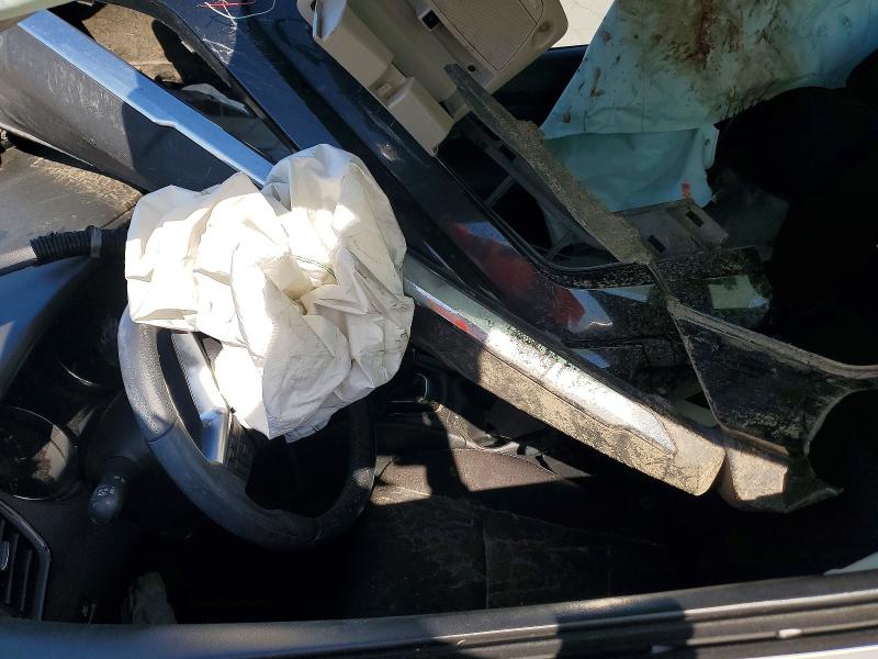 2019 Nissan Rogue VIN JN8AT2MT7KW261691 COPART salvage auction — ROLLOVER, Tn - Non-Repairable Certificate, sold $250 on 2026-07-13 (photo 7)