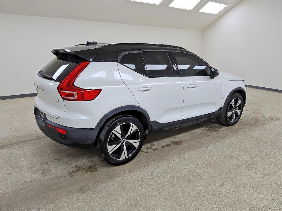 2021 Volvo Xc40 recharge VIN YV4ED3UR3M2588147 COPART salvage auction — MECHANICAL, Co - Certificate Of Title, sold $15,700 on 2026-07-07 (photo 3)