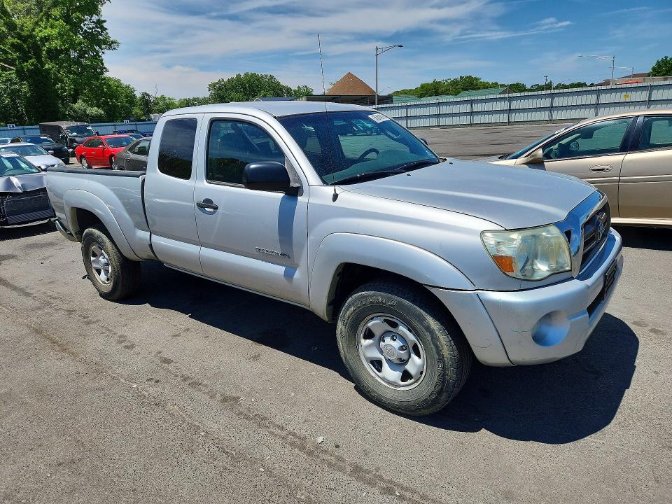 2010 Toyota Tacoma VIN 5TEUU4EN4AZ739388 COPART salvage auction — FRONT END, NJ - CERT OF TITLE-SALVAGE, sold $3,100 on 2026-07-28 (photo 4)