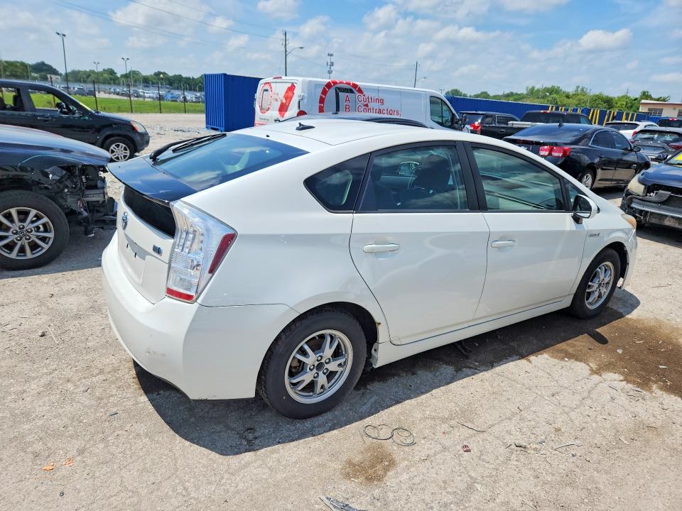2011 Toyota Prius VIN JTDKN3DU1B5342622 COPART salvage auction — NORMAL WEAR, In - Cert Of Title - Rebuilt Vehicl, sold $1,400 on 2026-07-04 (photo 3)