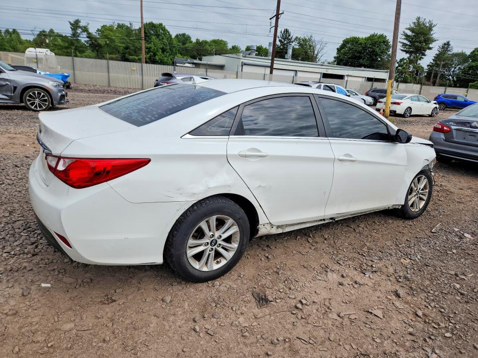2014 Hyundai VIN 5NPEB4ACXEH837414 COPART salvage auction — FRONT END, Pa - Certificate Of Salvage, sold $600 on 2026-07-06 (photo 3)
