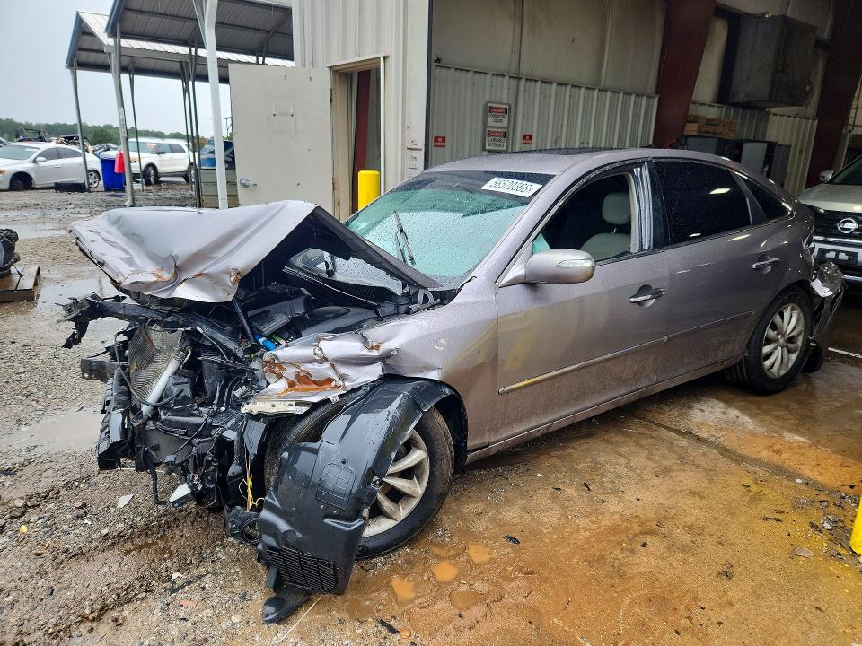 2008 Hyundai Azera VIN KMHFC46F88A272771 COPART salvage auction — FRONT END, GA - CERT OF TITLE-SALVAGE, sold $425 on 2026-07-24 (photo 1)